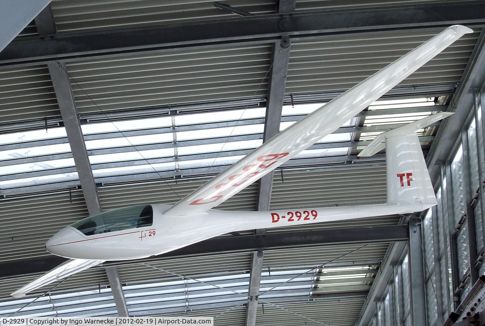 D-2929, 1975 Akaflieg Stuttgart FS-29 TF C/N 01, Akaflieg Stuttgart fs-29 TF (Teleskopflügel = telescopic wing extendable in flight from 13,3 to 19,0 m) at the Deutsches Museum Flugwerft Schleißheim, Oberschleißheim