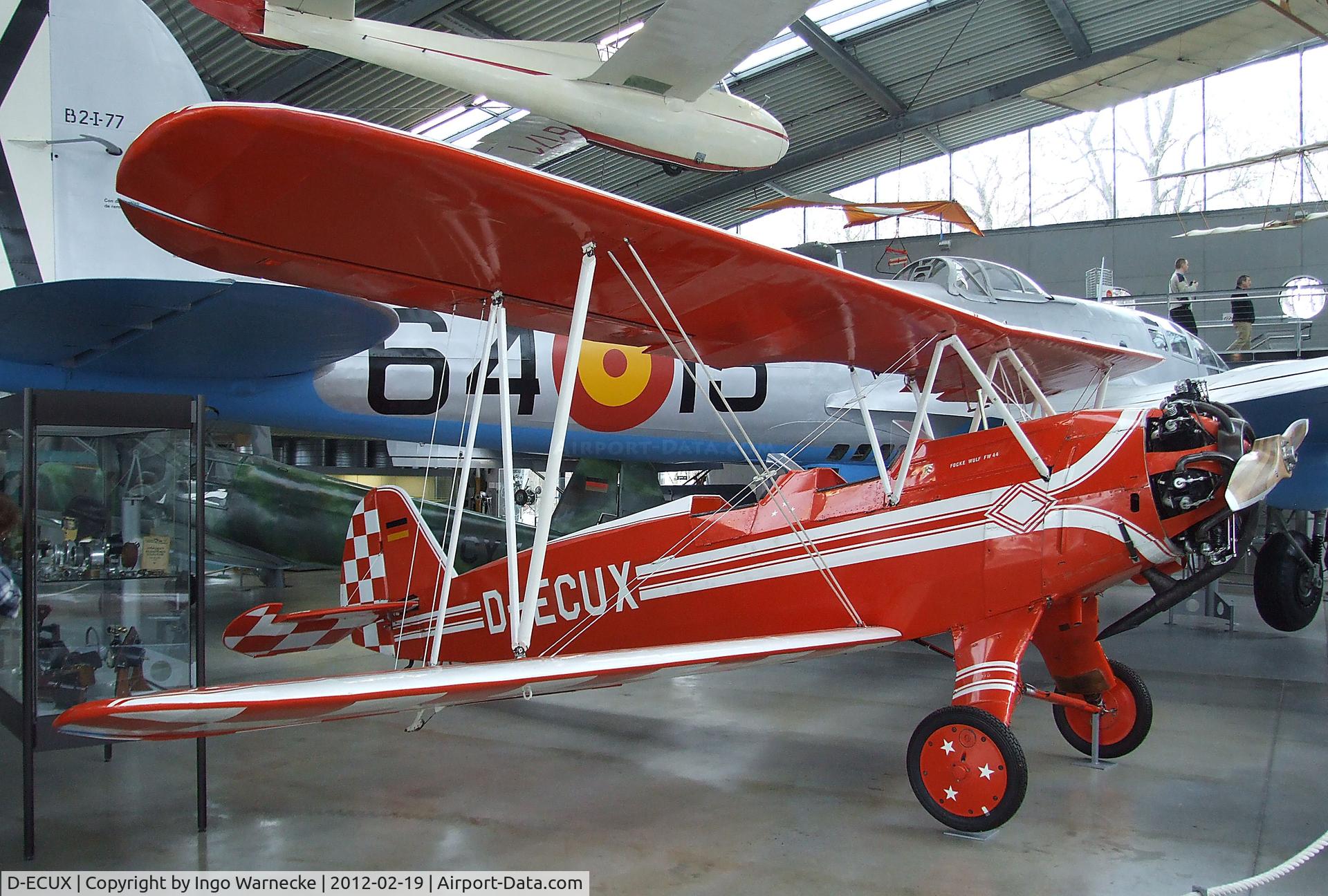 D-ECUX, Focke-Wulf Fw-44J Stieglitz C/N 91, Focke-Wulf Fw 44J Stieglitz at the Deutsches Museum Flugwerft Schleißheim, Oberschleißheim