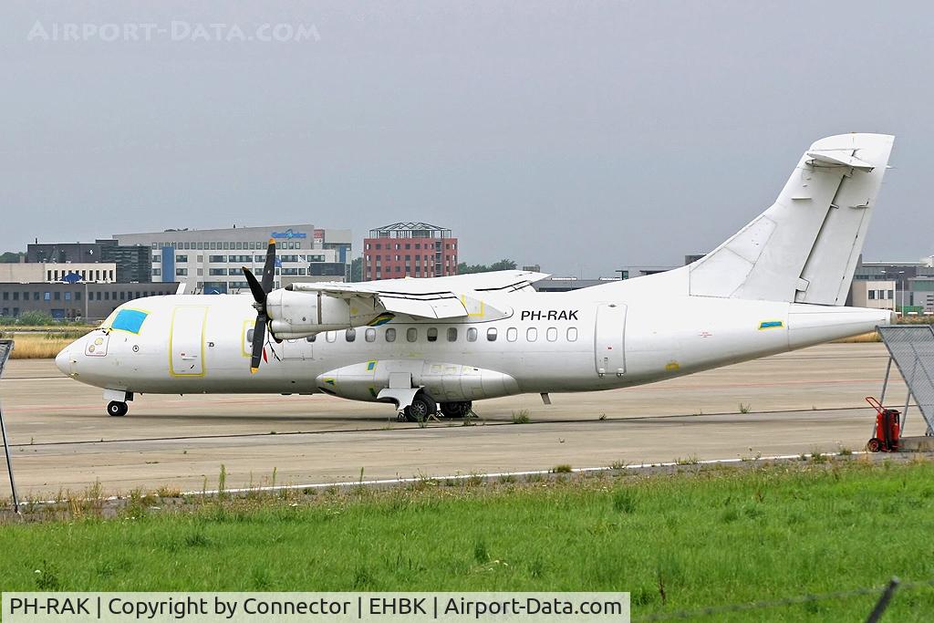 PH-RAK, 1986 ATR 42-300 C/N 032, Being prepared for a paint job.
