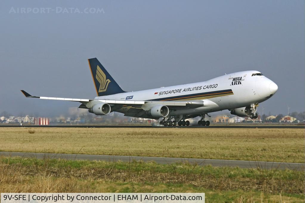 9V-SFE, 1996 Boeing 747-412F/SCD C/N 28263, Arriving at the Polderbaan.