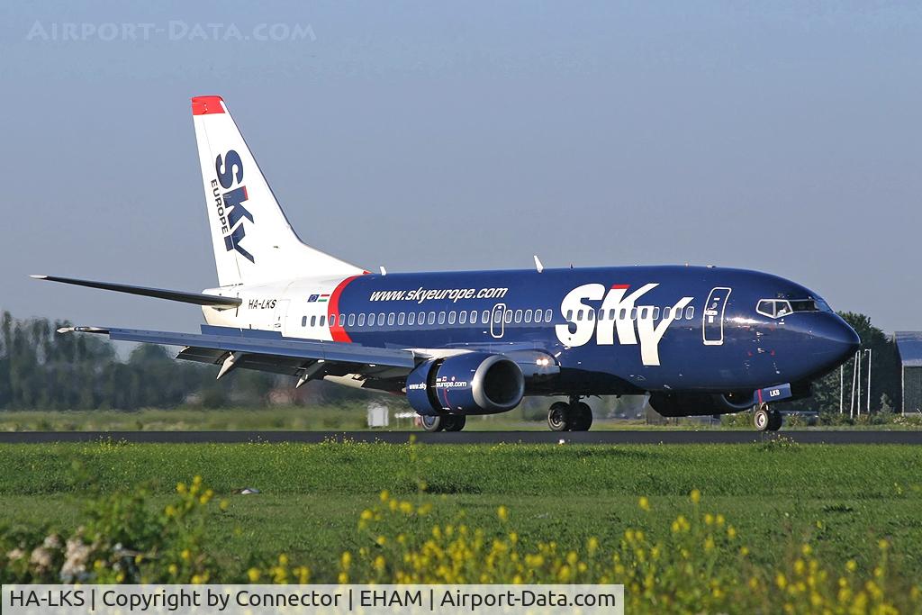 HA-LKS, 1998 Boeing 737-33V C/N 29334, Arriving at Amsterdam.