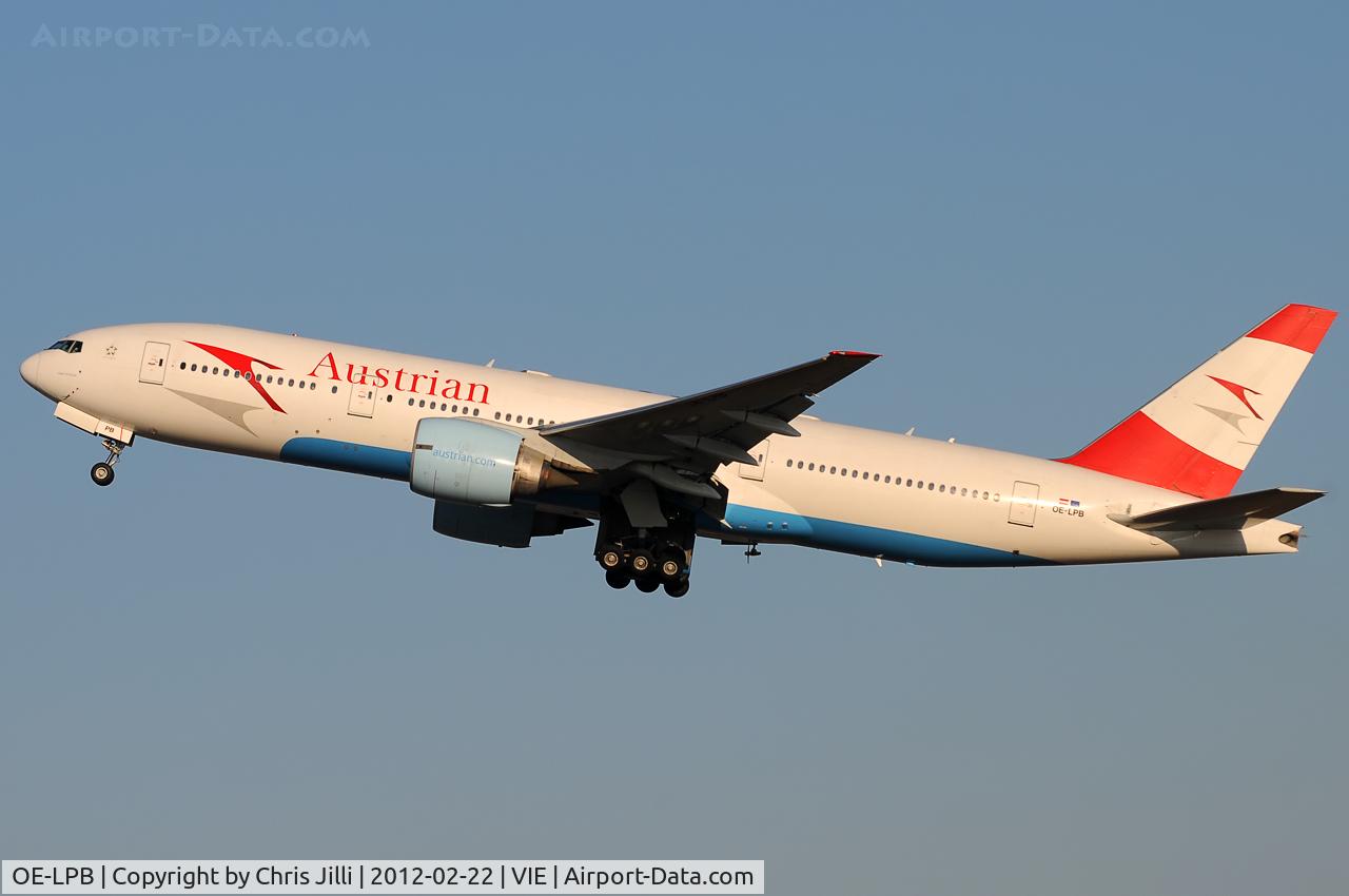 OE-LPB, 1998 Boeing 777-2Z9/ER C/N 28699, Austrian Airlines