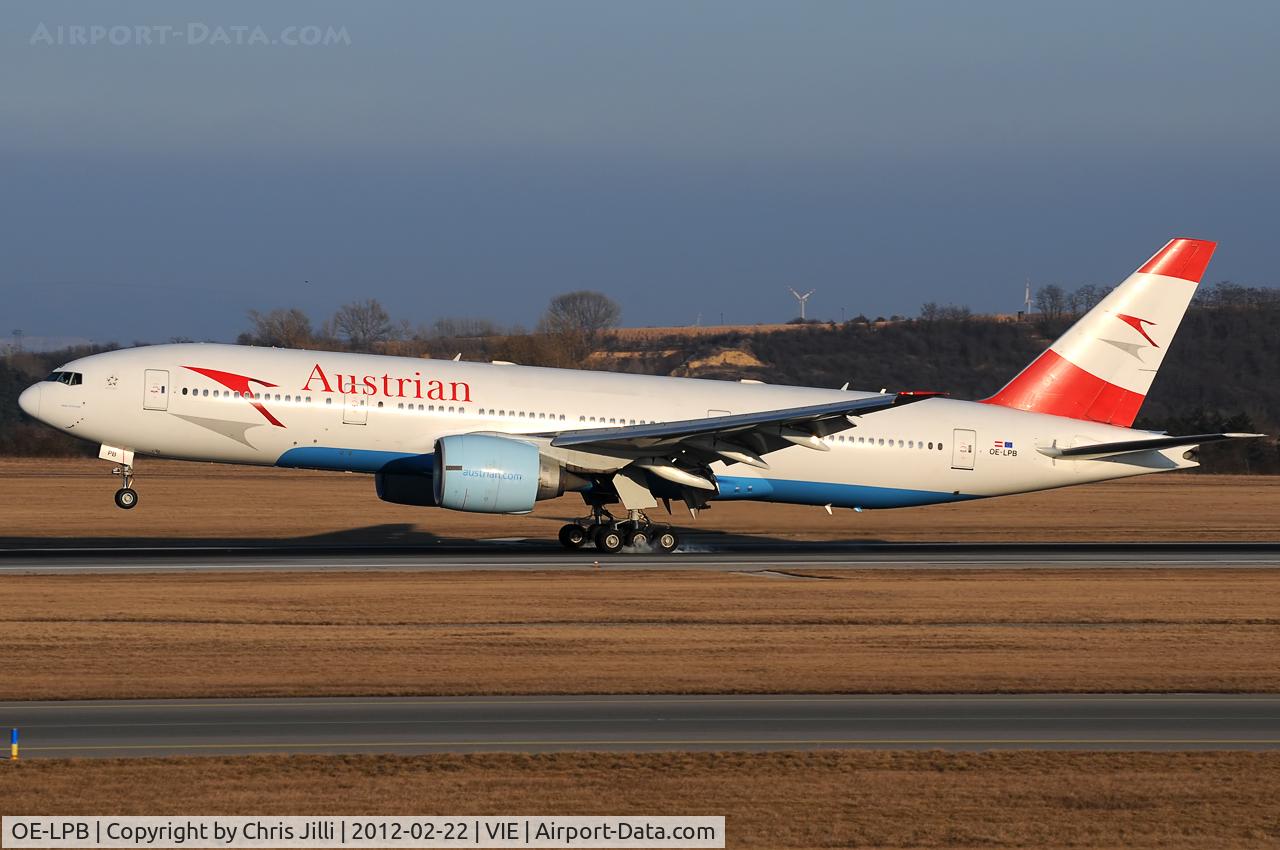 OE-LPB, 1998 Boeing 777-2Z9/ER C/N 28699, Austrian Airlines