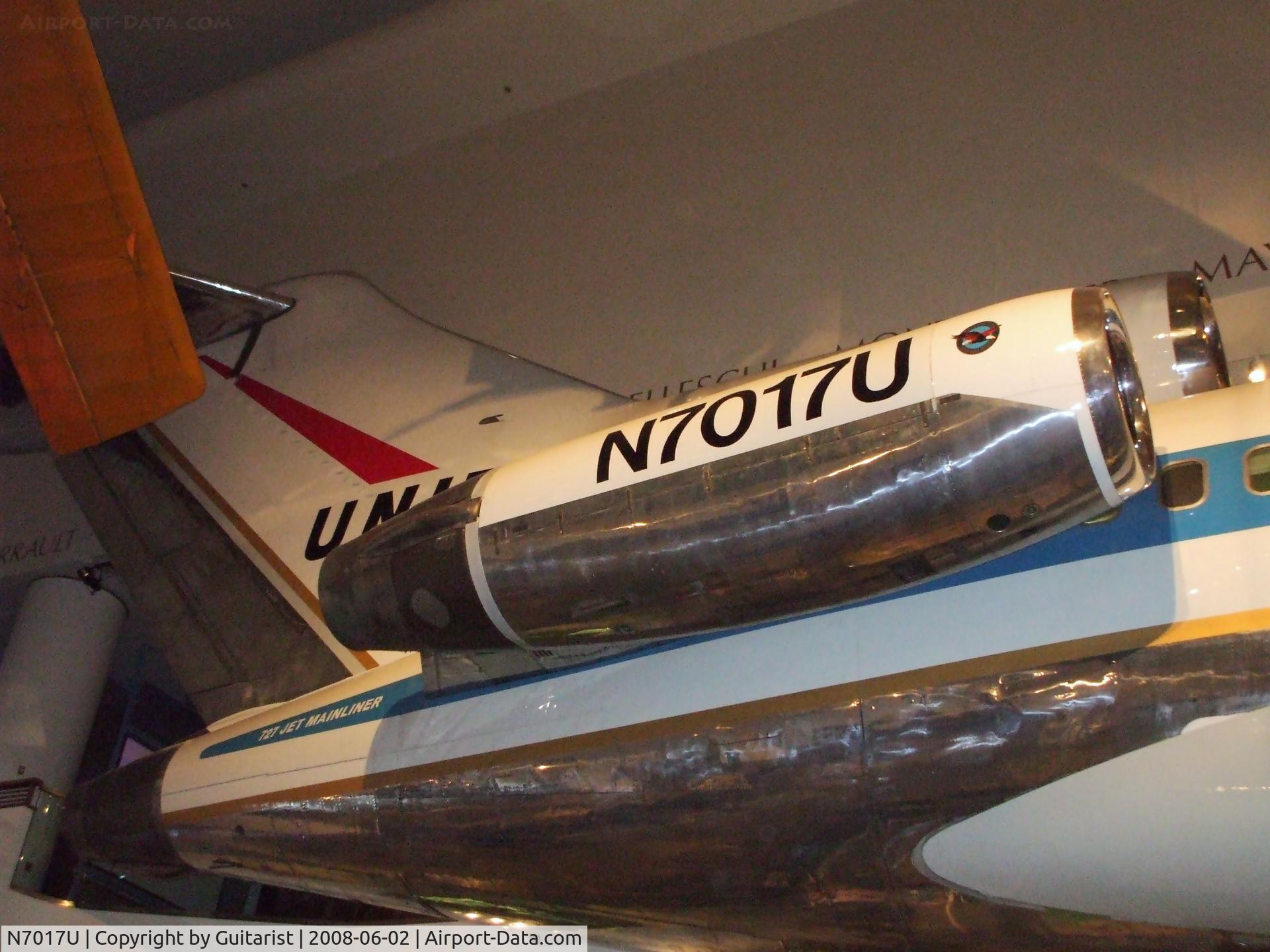 N7017U, Boeing 727-22 C/N 18309, Taken in the Chicago Science and Industry museum