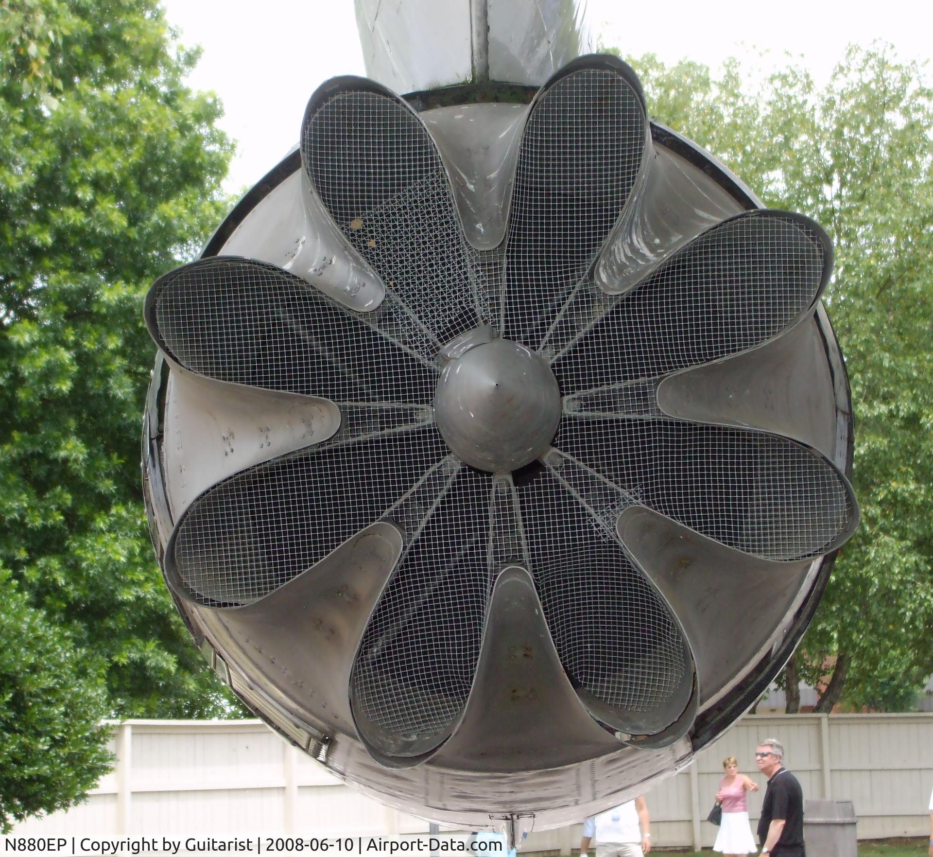 N880EP, 1960 Convair 880-22-2 C/N 22-00-38, Back end view of one of the engines on Elvis's CV880