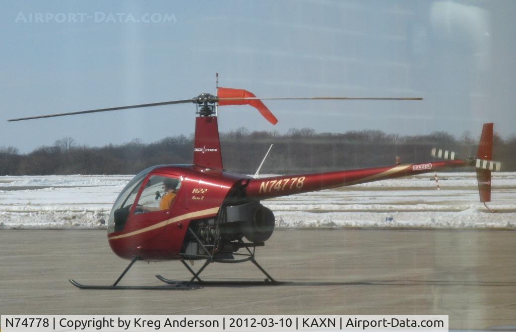 N74778, 2005 Robinson R22 Beta C/N 3968, Robinson R22 Beta getting ready for departure. Sorry for the poor quality.