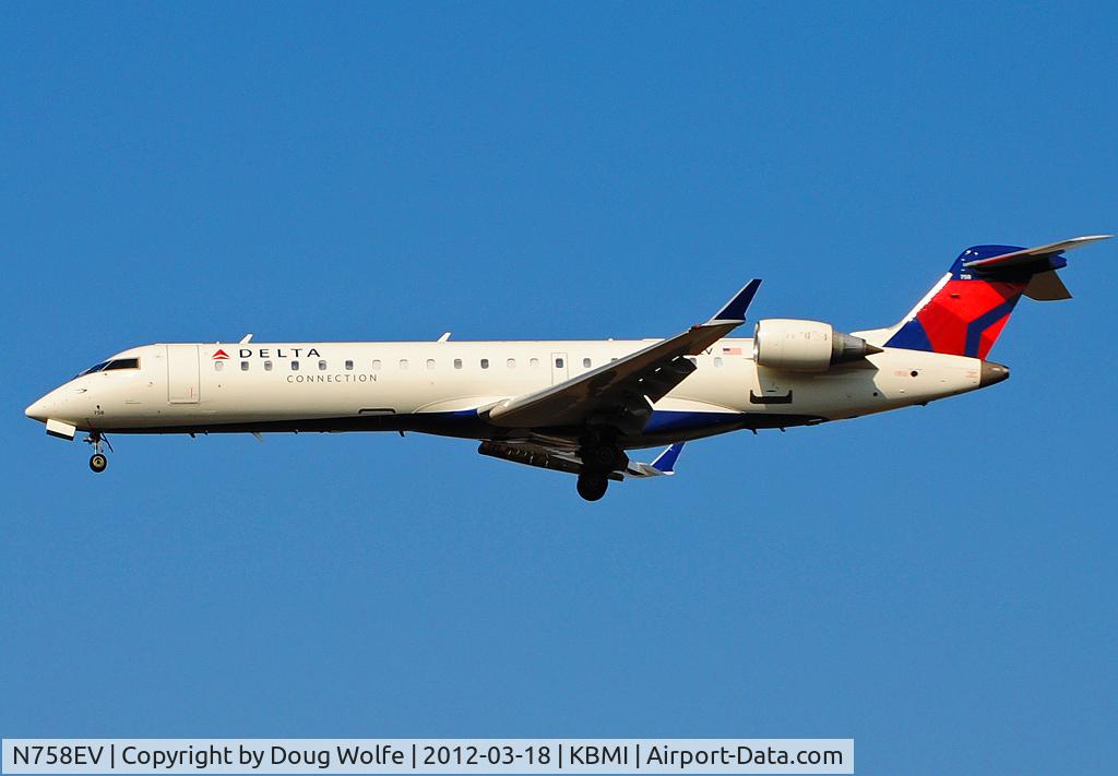 N758EV, 2005 Bombardier CRJ-700 (CL-600-2C10) Regional Jet C/N 10210, Delta Connection flight 5082 from Atlanta making final approach into the Central Illinois Regional Airport (CIRA) in Bloomington, Illinois.  KBMI.