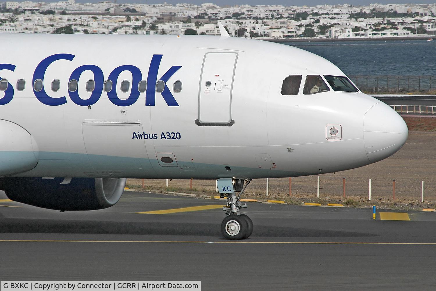G-BXKC, 1997 Airbus A320-214 C/N 730, Heading for the runway.
