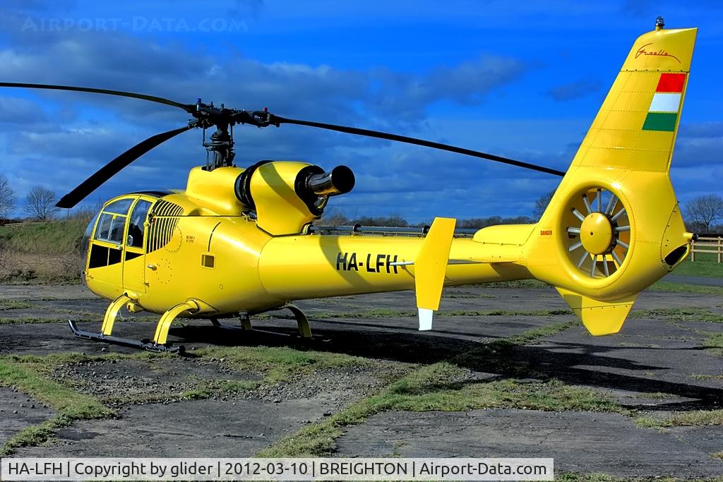 HA-LFH, 1979 Aerospatiale SA-342J Gazelle C/N 1775, Popular parking space for helicopters