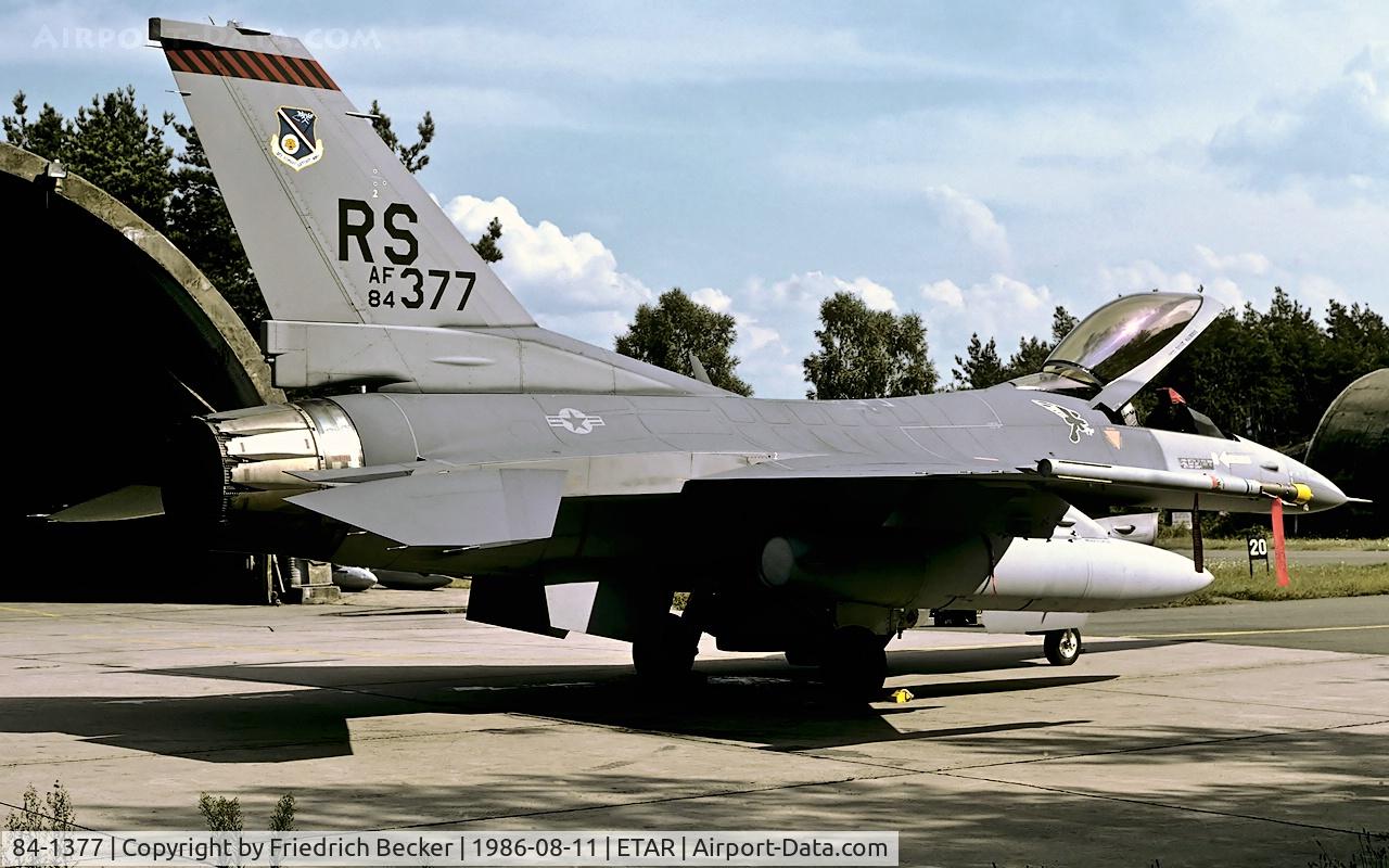 84-1377, 1984 General Dynamics F-16C Fighting Falcon C/N 5C-159, flightline at Ramstein AB