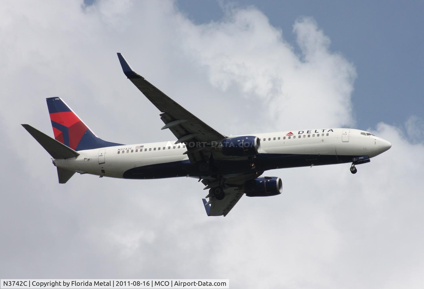 N3742C, 2001 Boeing 737-832 C/N 30835, Delta 737