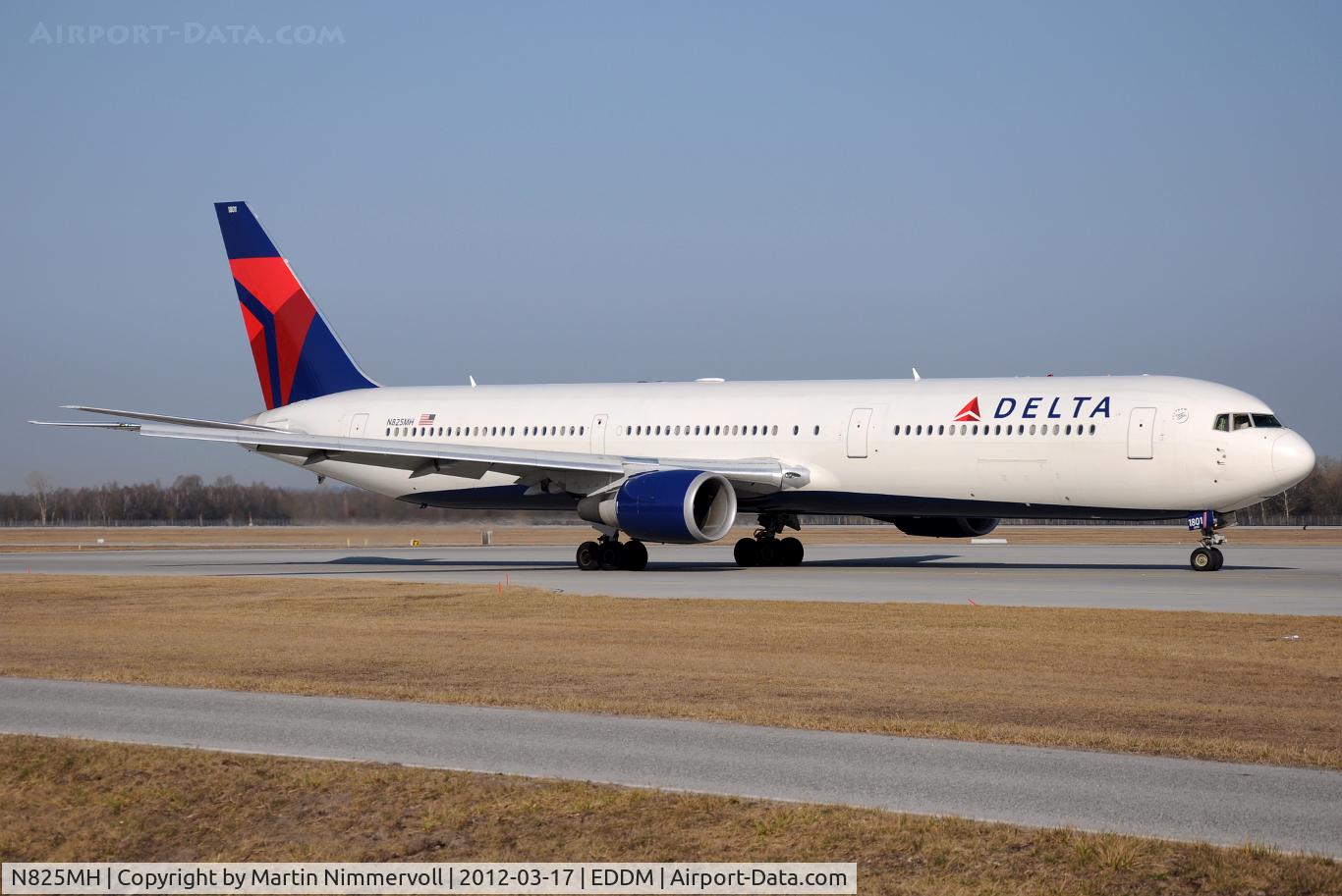 N825MH, 1999 Boeing 767-432/ER C/N 29703, Delta Air Lines
