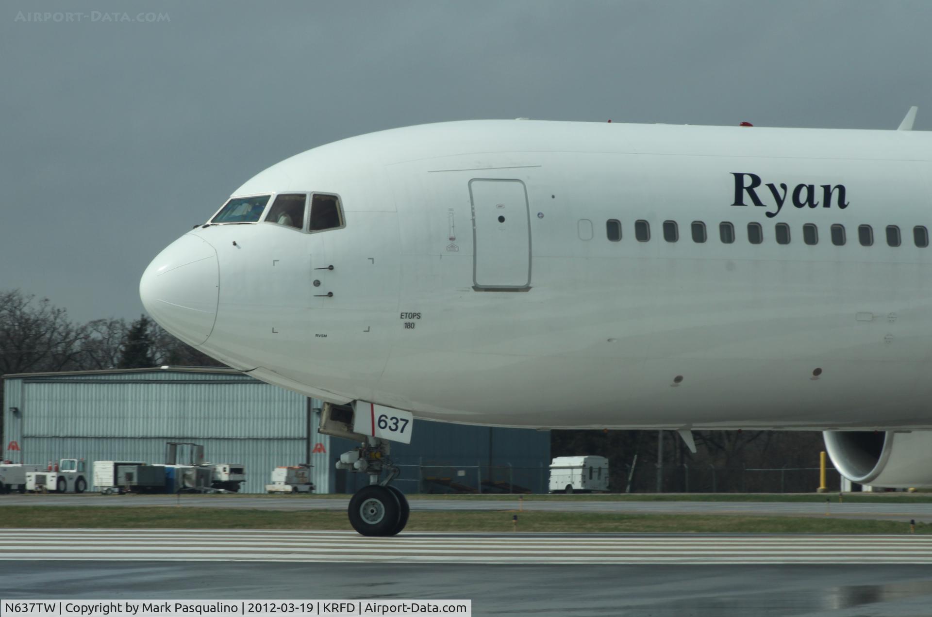 N637TW, 1991 Boeing 767-33A C/N 25403, Boeing 767-300
