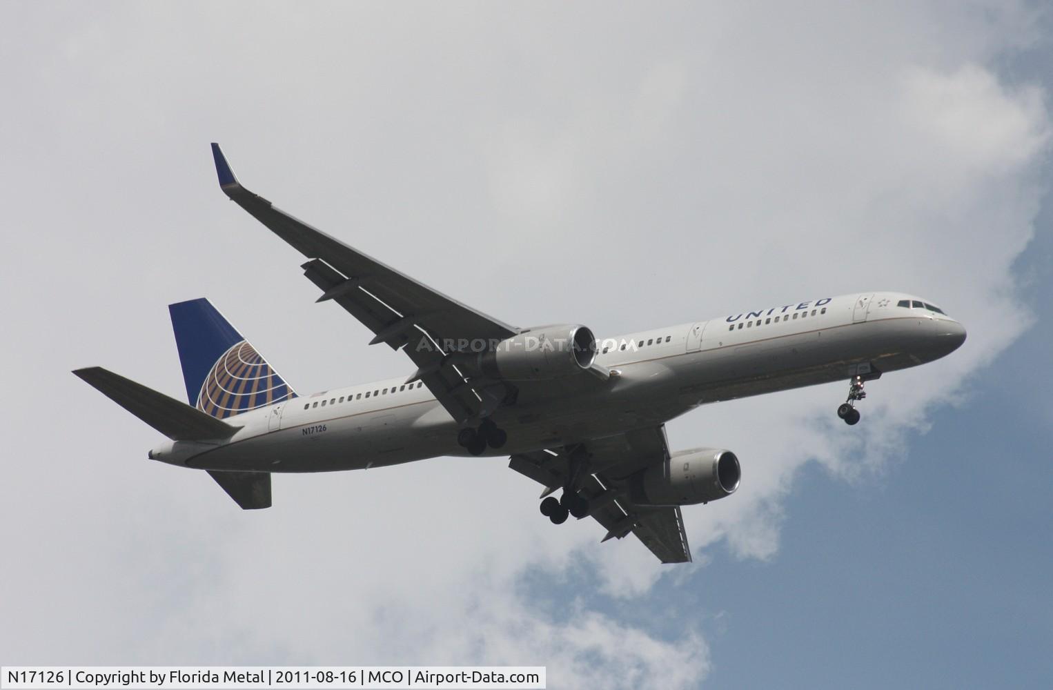 N17126, 1998 Boeing 757-224 C/N 27566, United 757