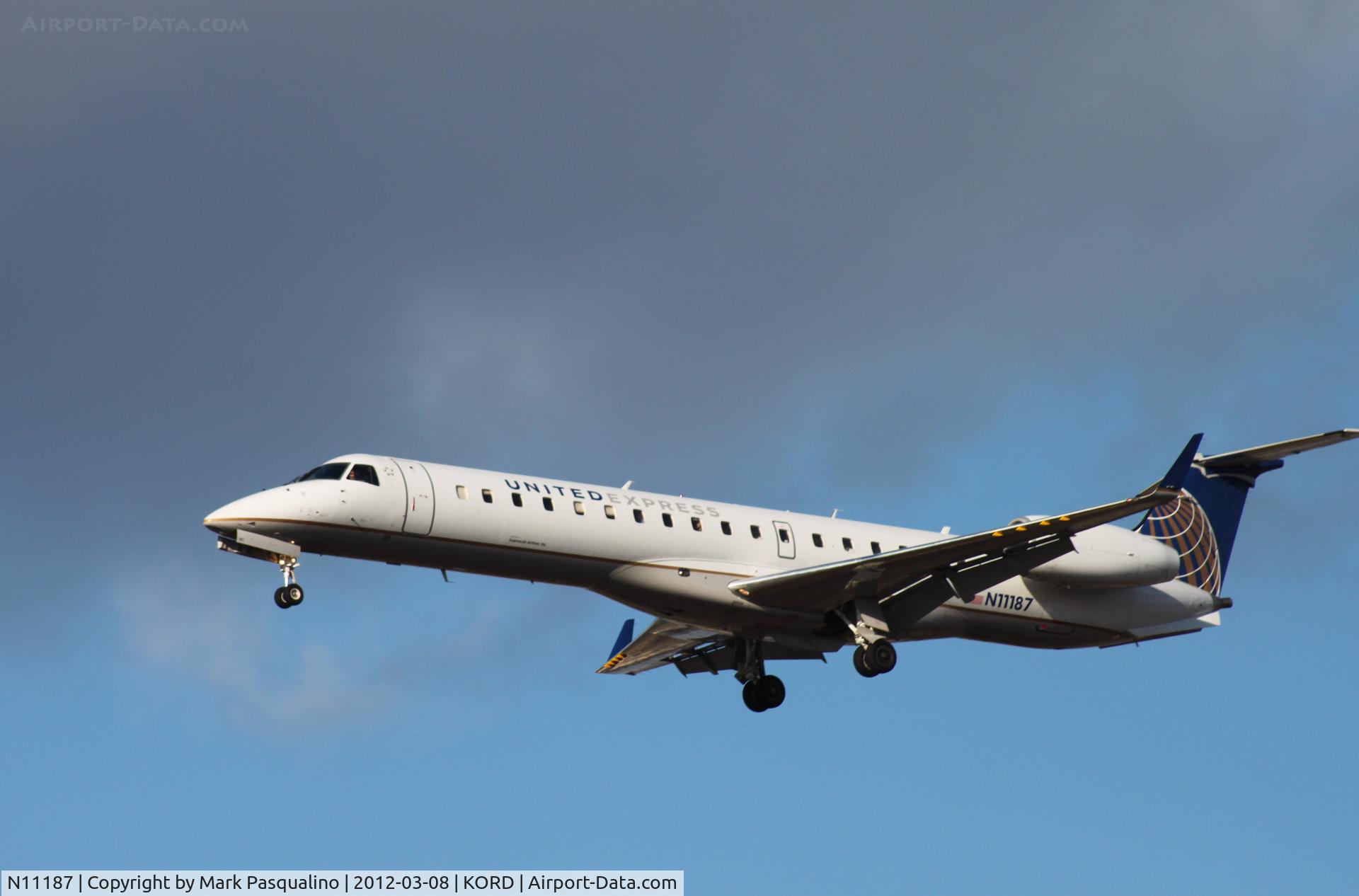 N11187, 2005 Embraer ERJ-145XR (EMB-145XR) C/N 14500927, EMB-145XR