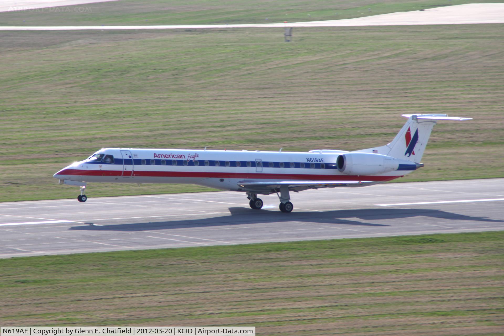 N619AE, 1998 Embraer ERJ-145LR (EMB-145LR) C/N 145101, Landing runway 13