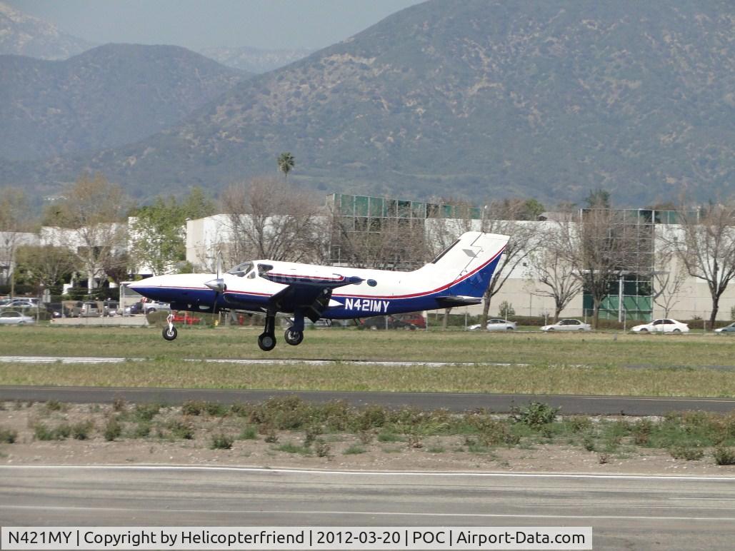 N421MY, 1973 Cessna 421B Golden Eagle C/N 421B-0356, Preparing to settle down on 26L with light gusting winds