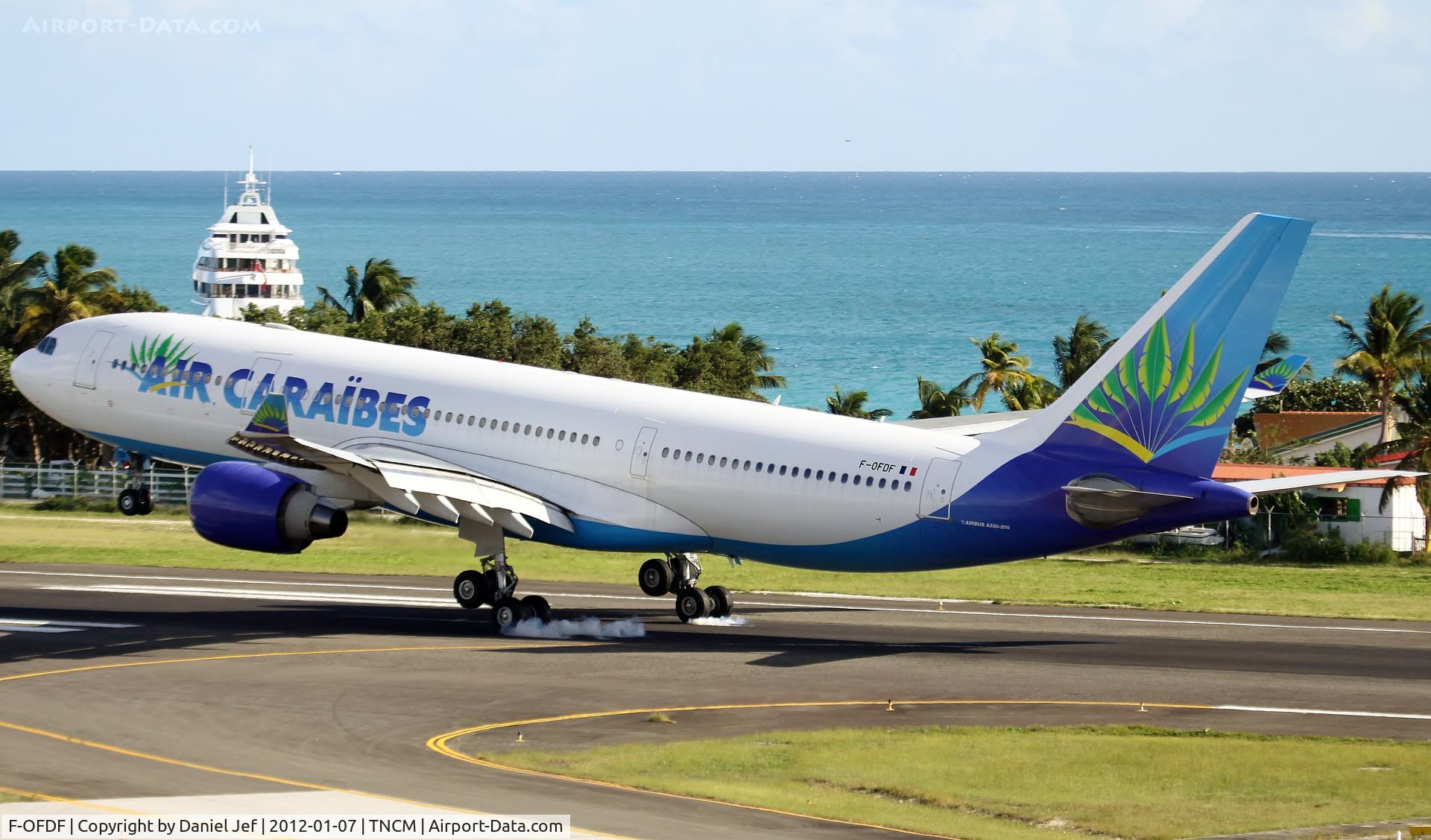 F-OFDF, 1999 Airbus A330-223 C/N 253, F-OFDF