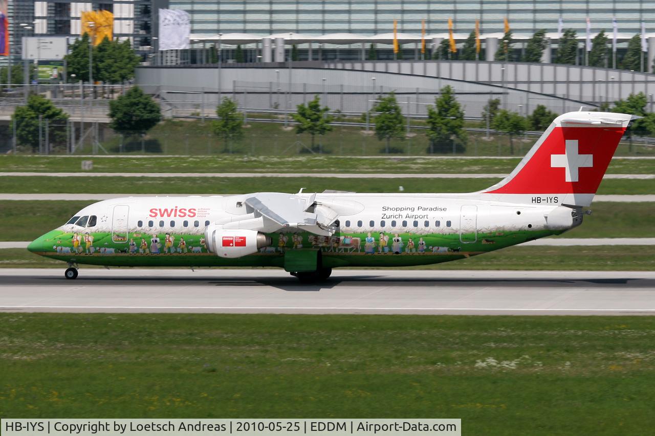 HB-IYS, 2001 British Aerospace Avro 146-RJ100 C/N E3381, Swiss special colors