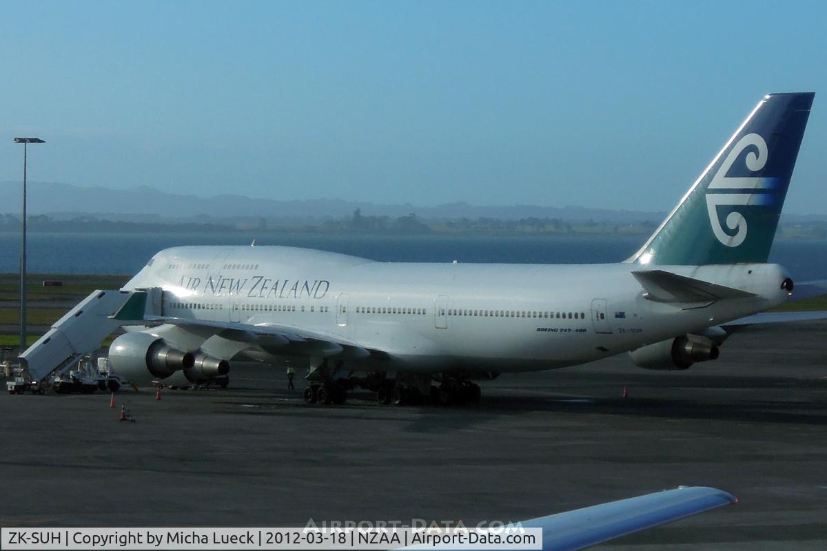 ZK-SUH, 1991 Boeing 747-475 C/N 24896, At Auckland