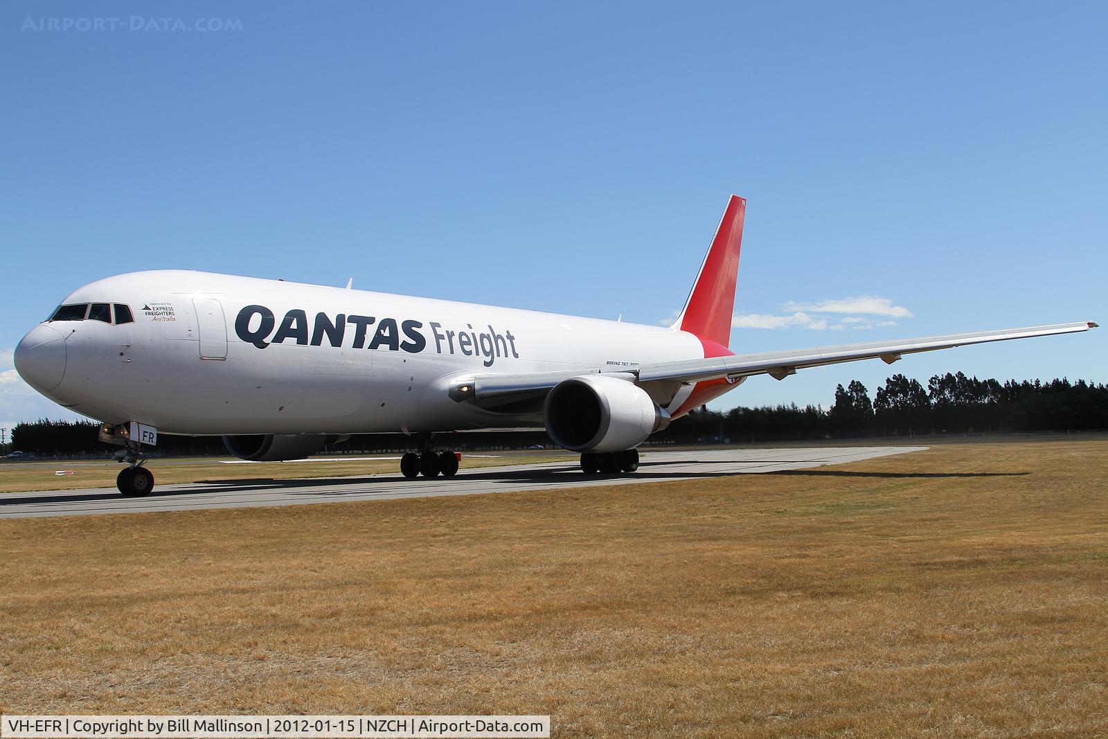 VH-EFR, 2006 Boeing 767-381F C/N 33510, taxi from 29