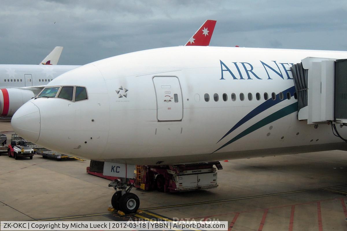 ZK-OKC, 2006 Boeing 777-219/ER C/N 34377, At Brisbane