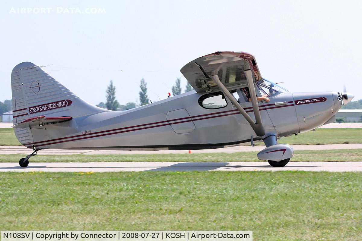 N108SV, 1948 Stinson 108-3 Voyager C/N 108-4165, EAA Airventure 2008.