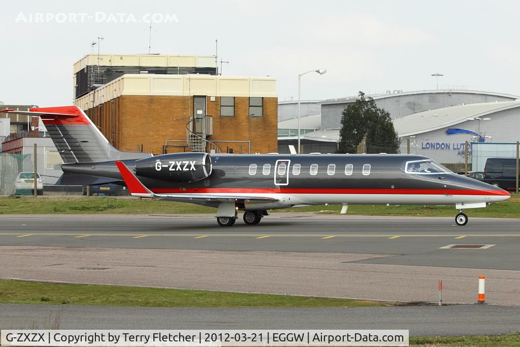 G-ZXZX, 2001 Learjet 45 C/N 45-005, 2001 Learjet Inc LEARJET 45, c/n: 45-005 at Luton