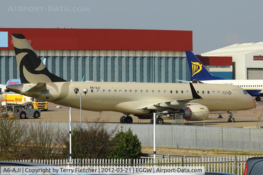 A6-AJI, Embraer ERJ-190-100ECJ Lineage 1000 C/N 19000261, Smart Embraer ERJ 190-100 ECJ, c/n: 19000261 at Luton