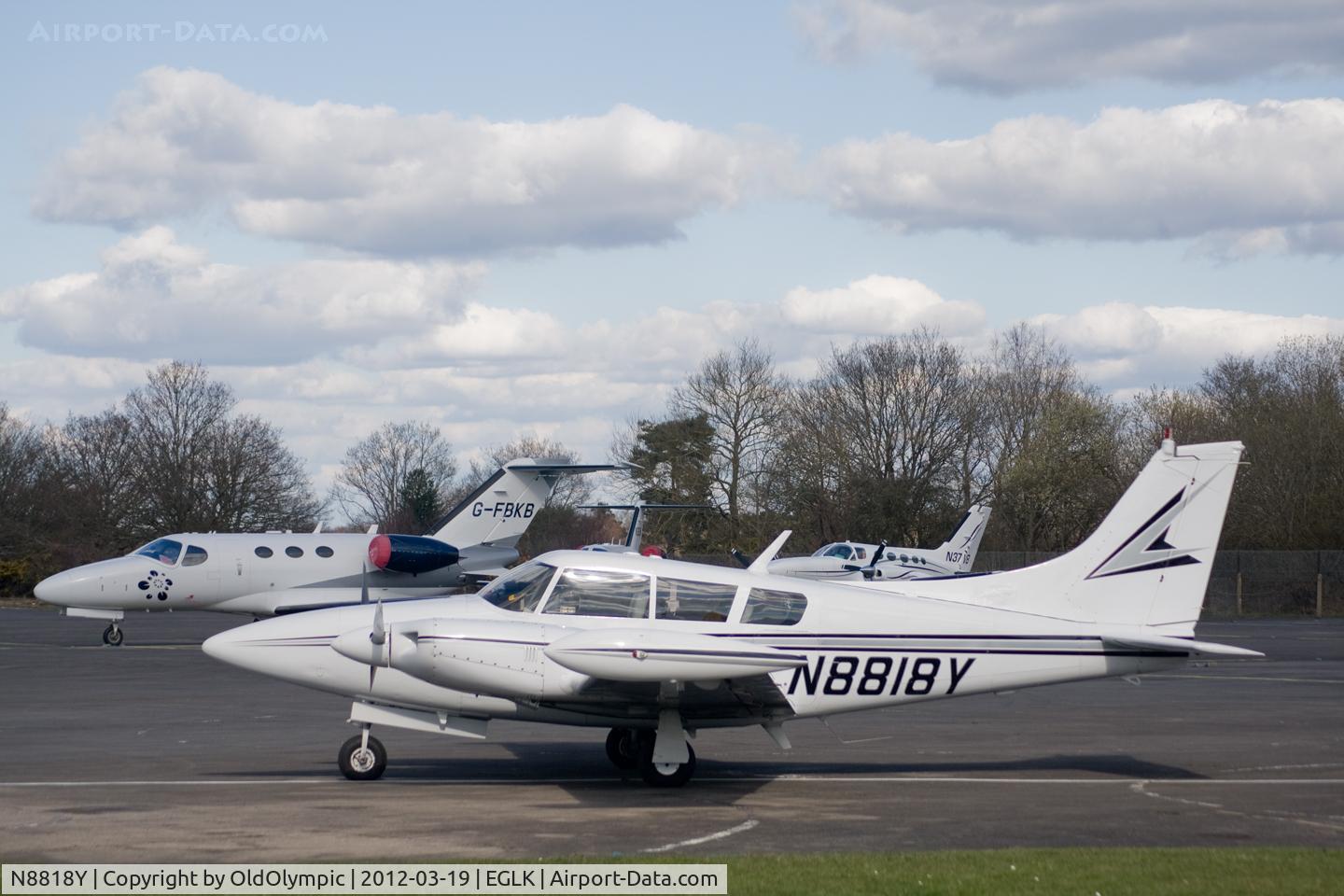 N8818Y, 1969 Piper PA-30 Twin Comanche Twin Comanche C/N 30-1976, Parked