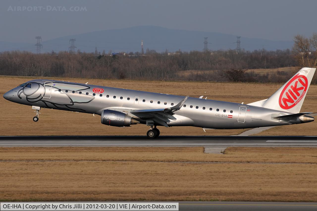 OE-IHA, 2009 Embraer 190LR (ERJ-190-100LR) C/N 19000285, NIKI