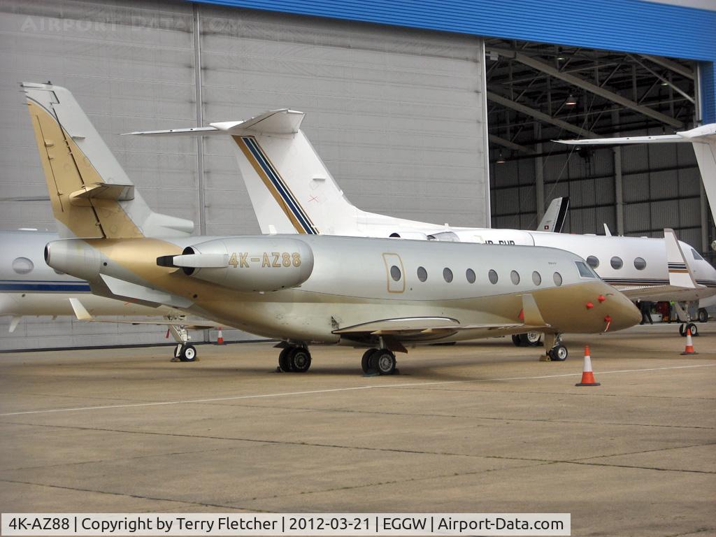 4K-AZ88, 2008 Israel Aerospace Industries Gulfstream 200 C/N 189, Israel Aerospace Industriesltd G200, c/n: 189 at Luton