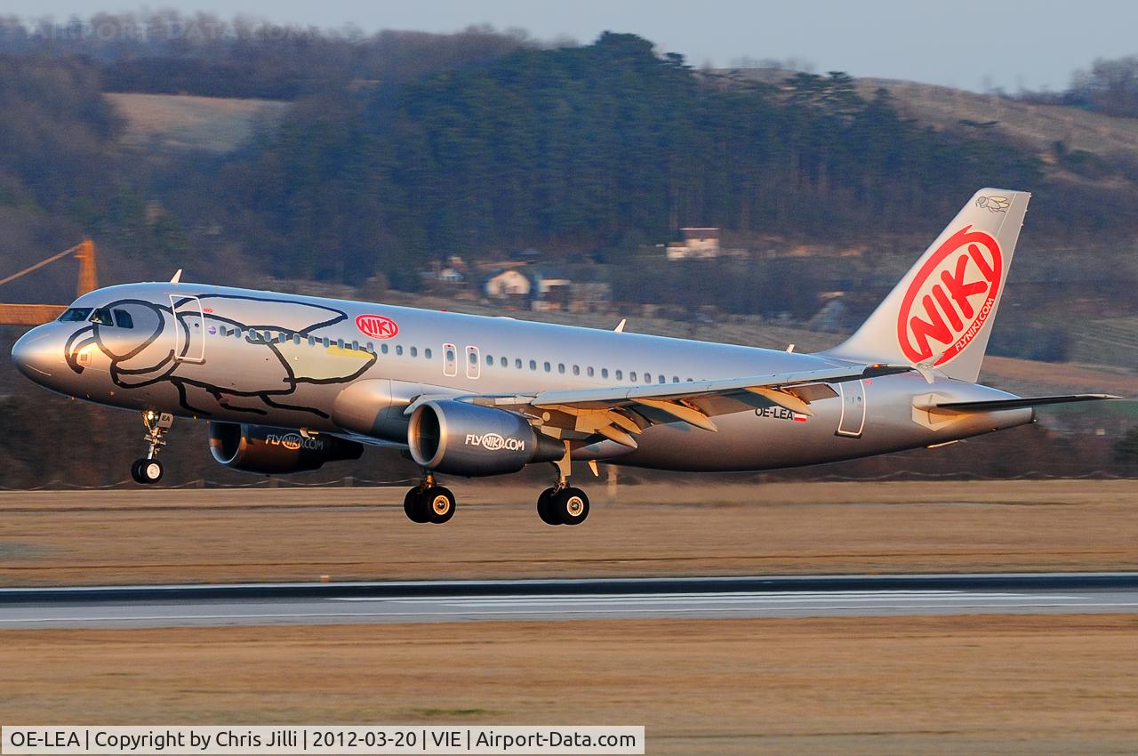 OE-LEA, 2005 Airbus A320-214 C/N 2529, NIKI