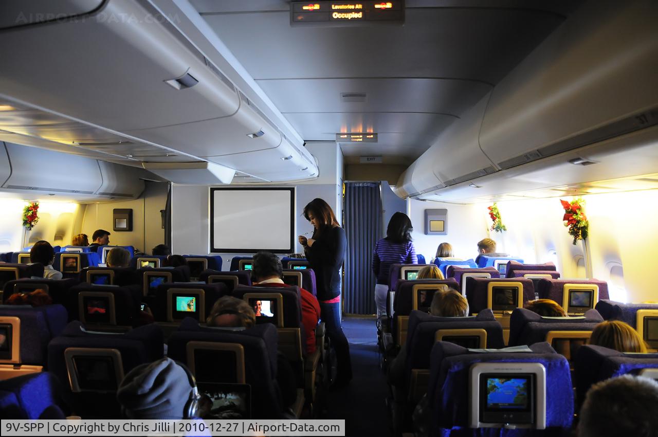 9V-SPP, 2001 Boeing 747-412 C/N 28029, Singapore Airlines - Enroute FRA - JFK