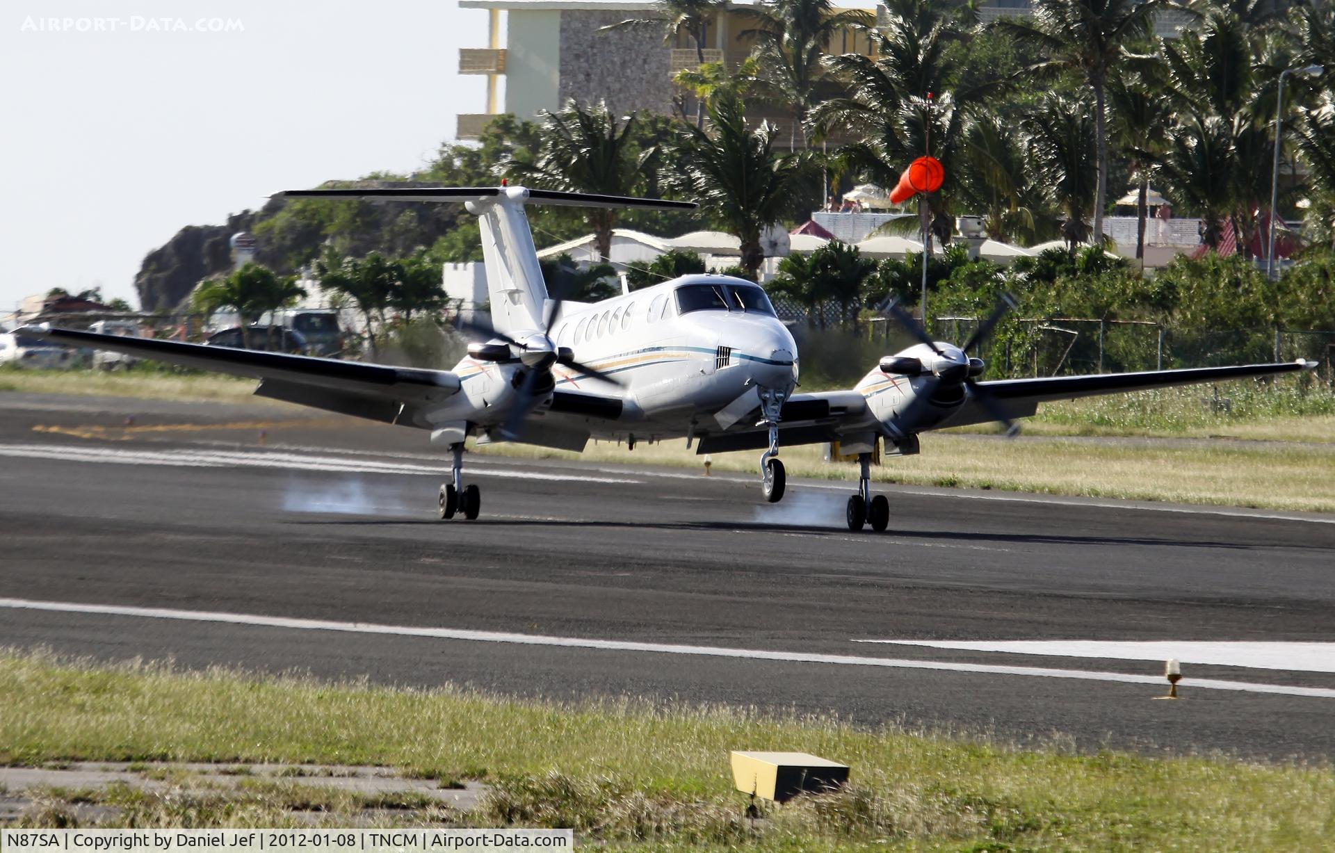N87SA, 1982 Beech B200 King Air C/N BB-1089, N87SA