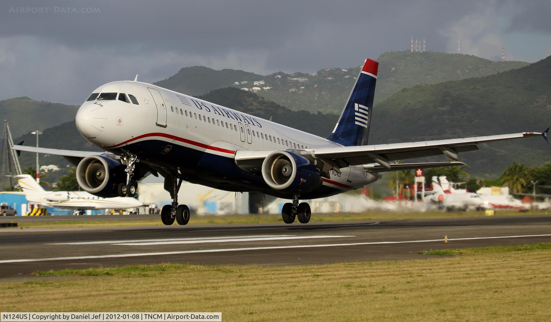 N124US, 2000 Airbus A320-214 C/N 1314, N124US