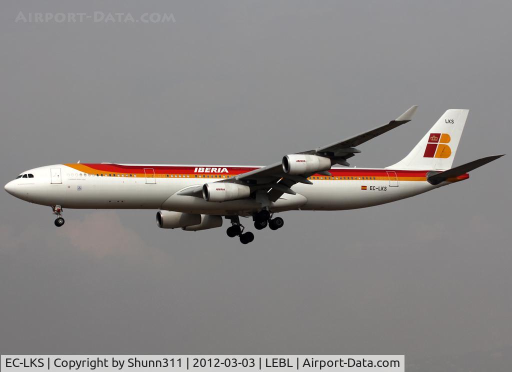 EC-LKS, 2001 Airbus A340-313 C/N 414, Landing rwy 25R