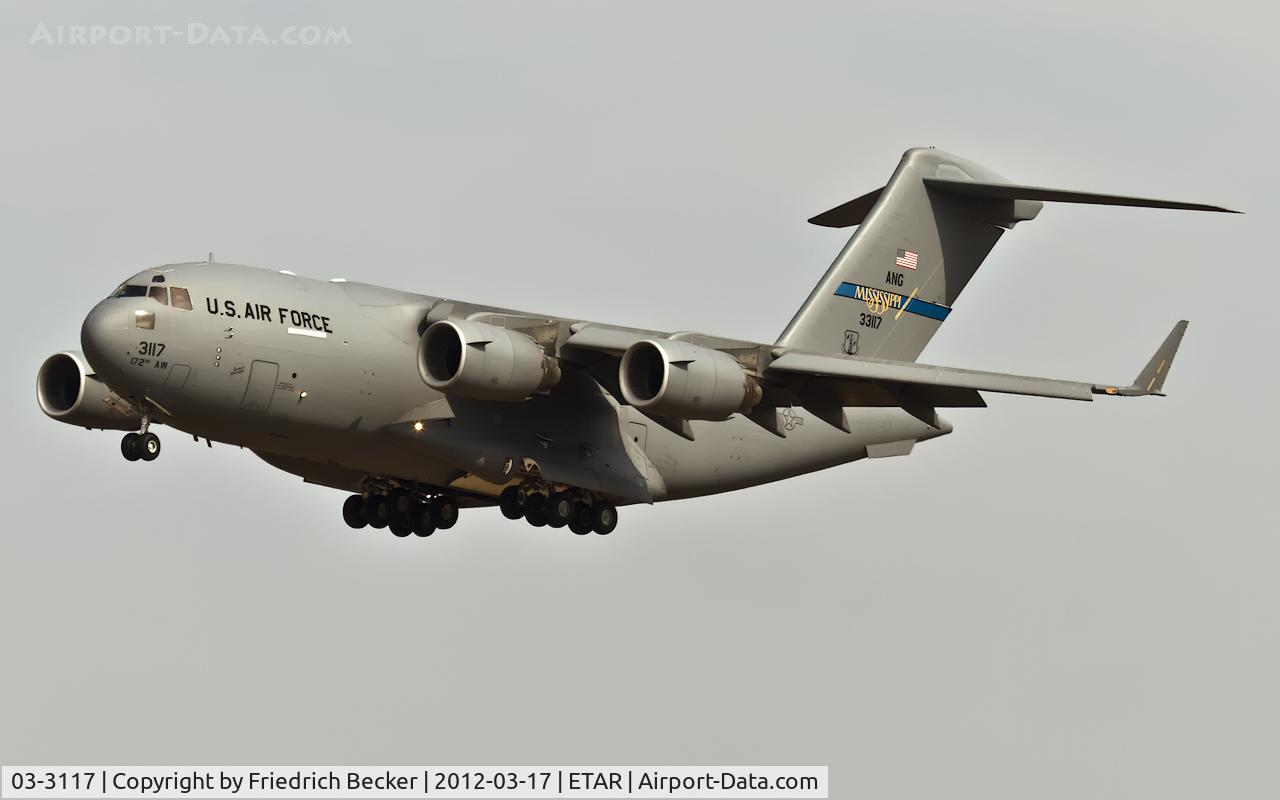 03-3117, 2003 Boeing C-17A Globemaster III C/N P-117, on final