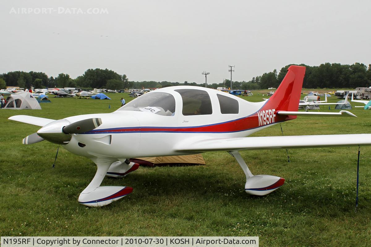 N195RF, 1995 Auriga  C/N 002, EAA Airventure 2010.