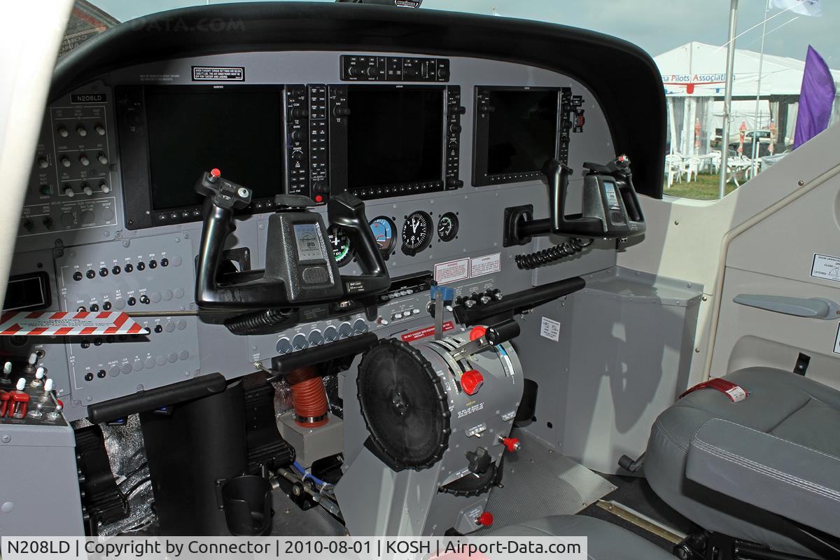 N208LD, Cessna 208B C/N 208B2097, EAA Airventure 2010.