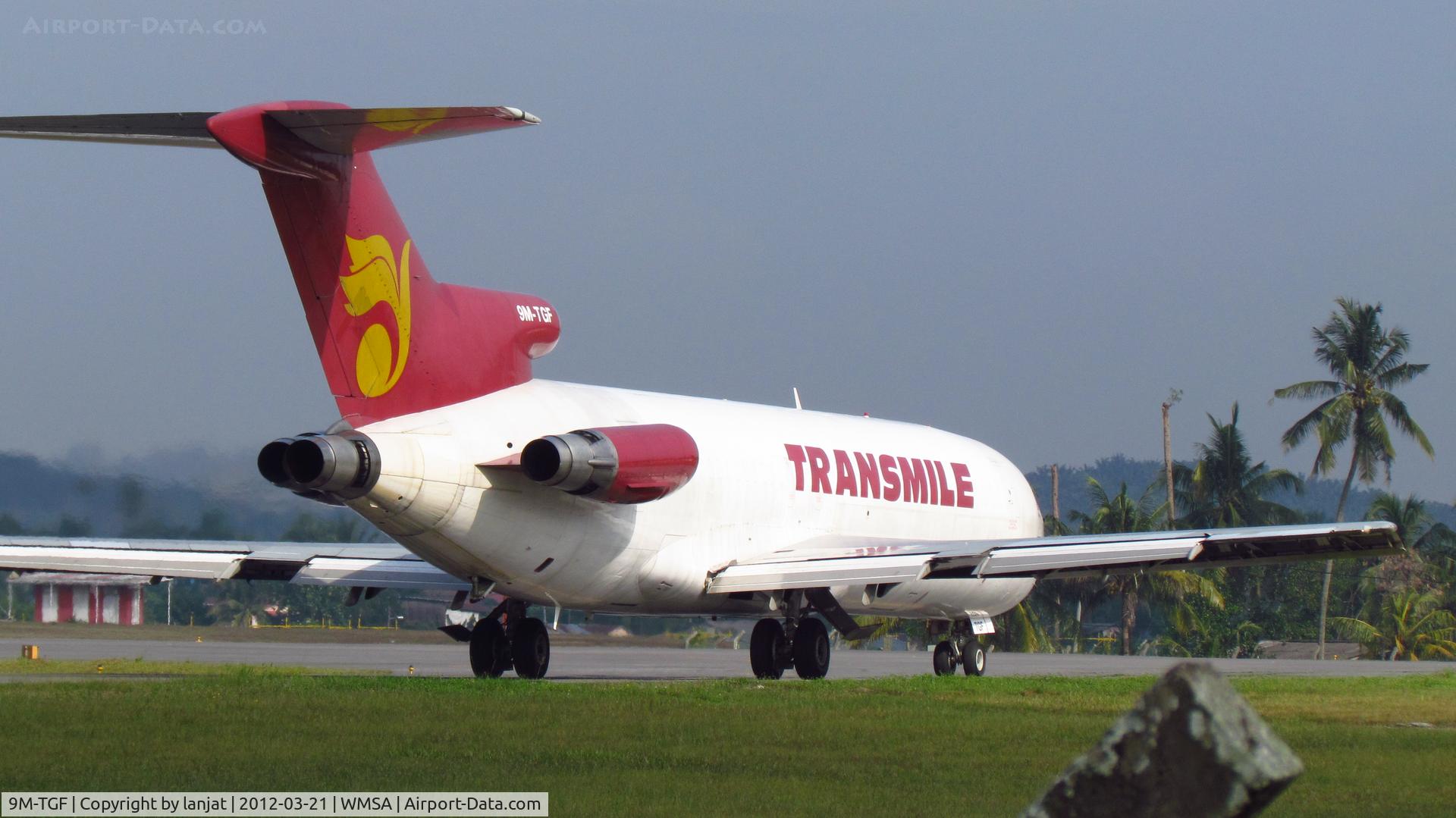 9M-TGF, 1979 Boeing 727-247/Adv(F) C/N 21698, Late Morning Depature