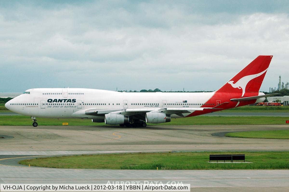 VH-OJA, 1989 Boeing 747-438 C/N 24354, At Brisbane