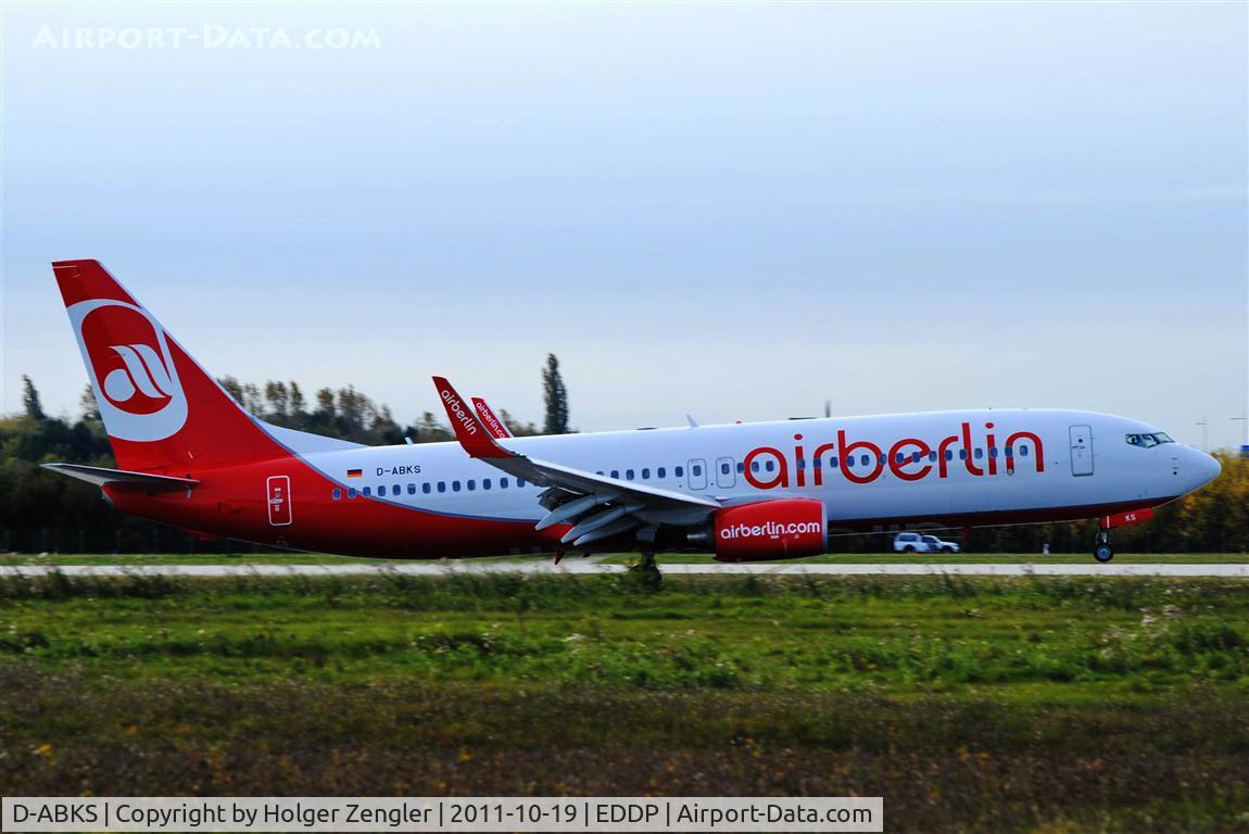 D-ABKS, 2011 Boeing 737-86J C/N 36880, Touch down in sight of a mouse police patrol....
