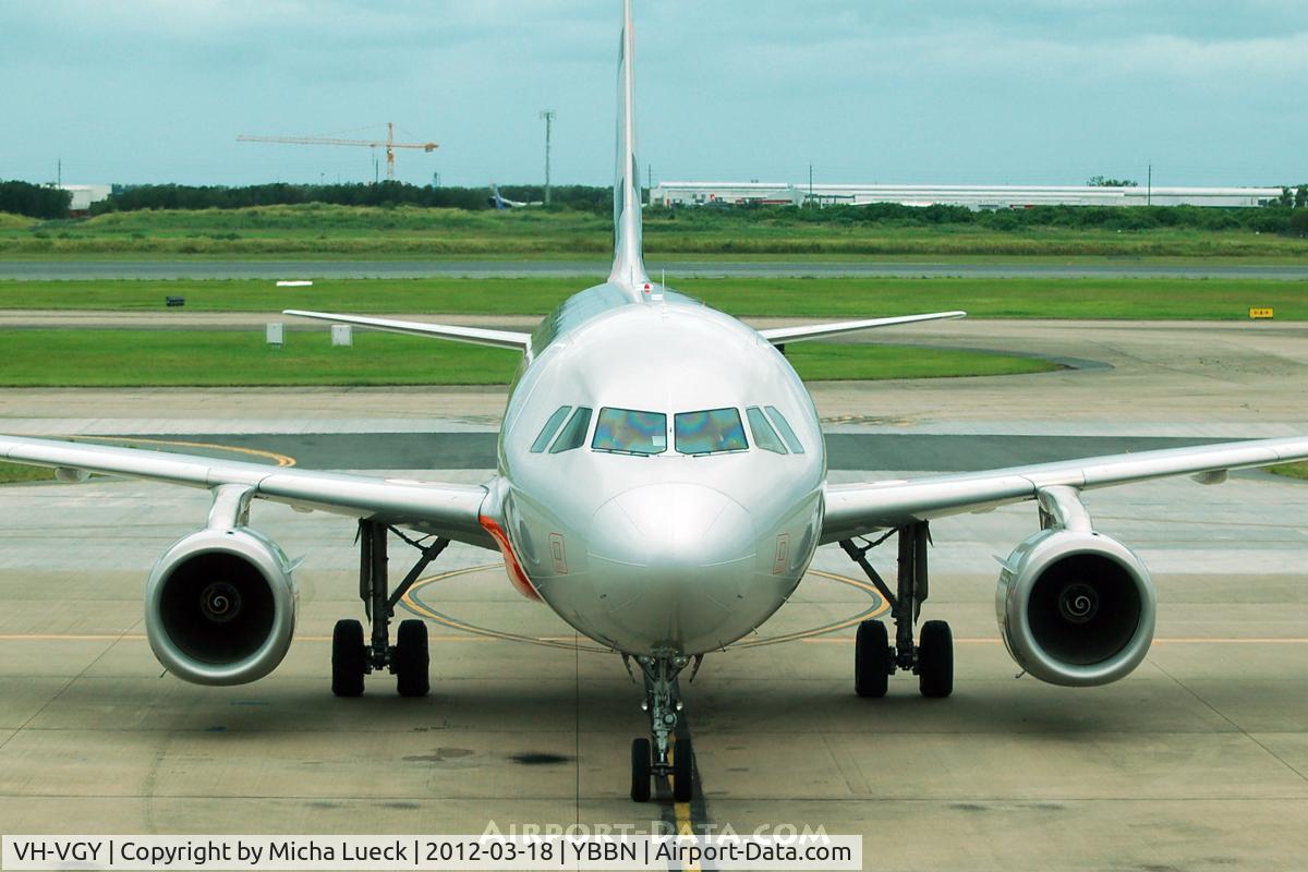VH-VGY, 2010 Airbus A320-232 C/N 4177, At Brisbane