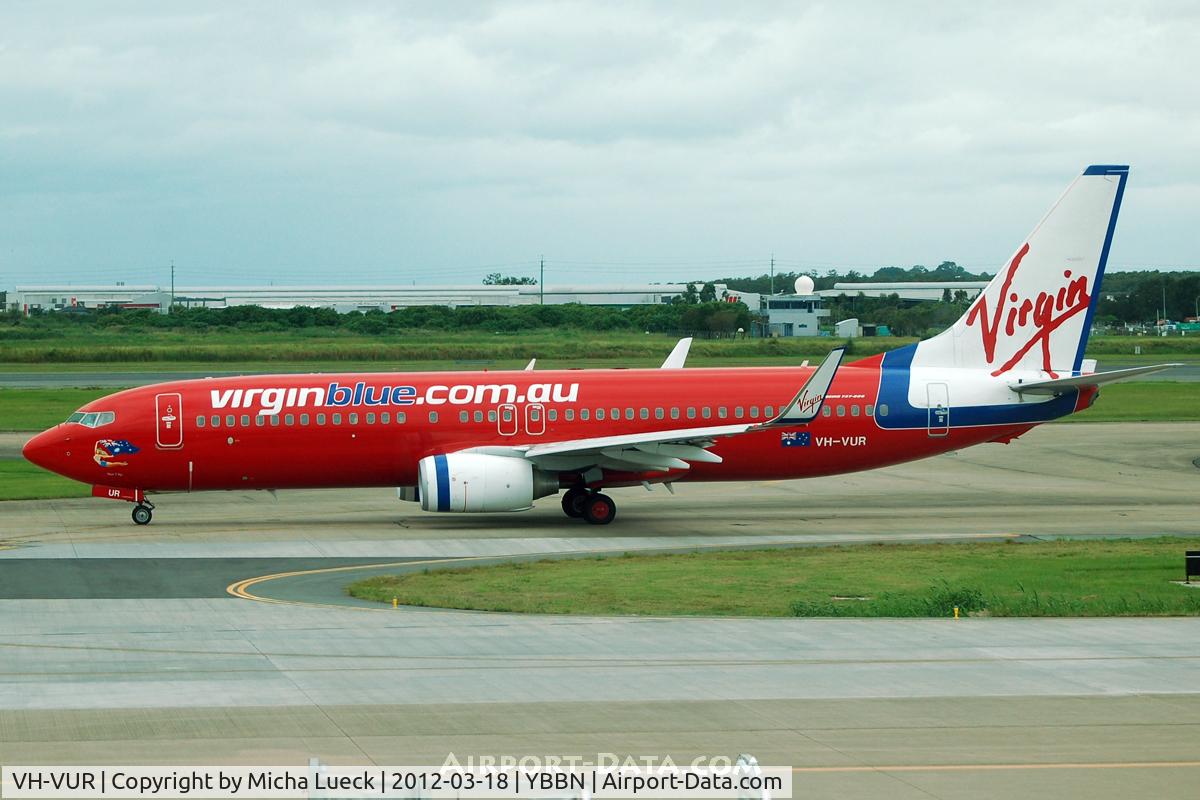 VH-VUR, 2009 Boeing 737-8FE C/N 36606, At Brisbane