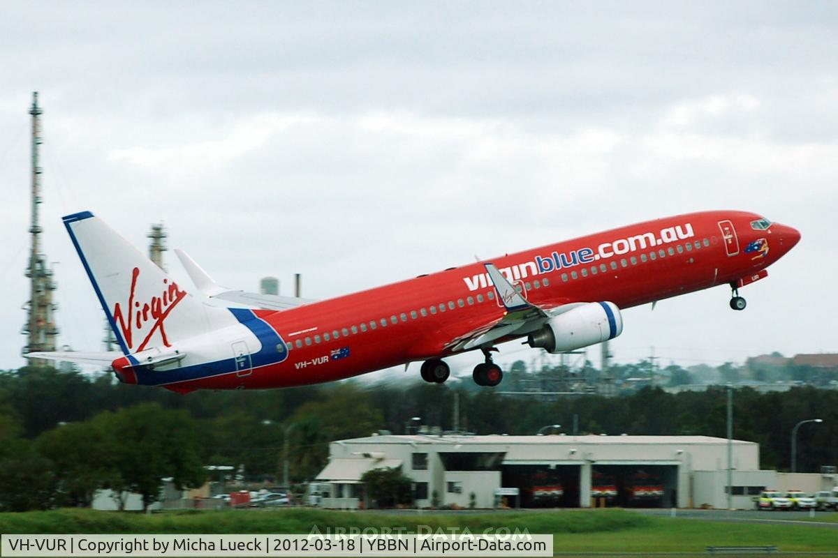 VH-VUR, 2009 Boeing 737-8FE C/N 36606, At Brisbane