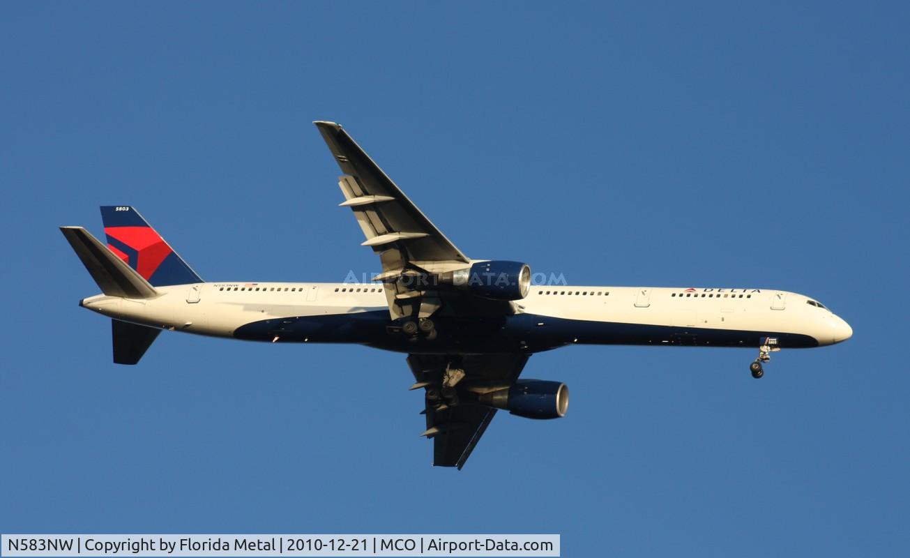 N583NW, 2002 Boeing 757-351 C/N 32983, Delta 757-300