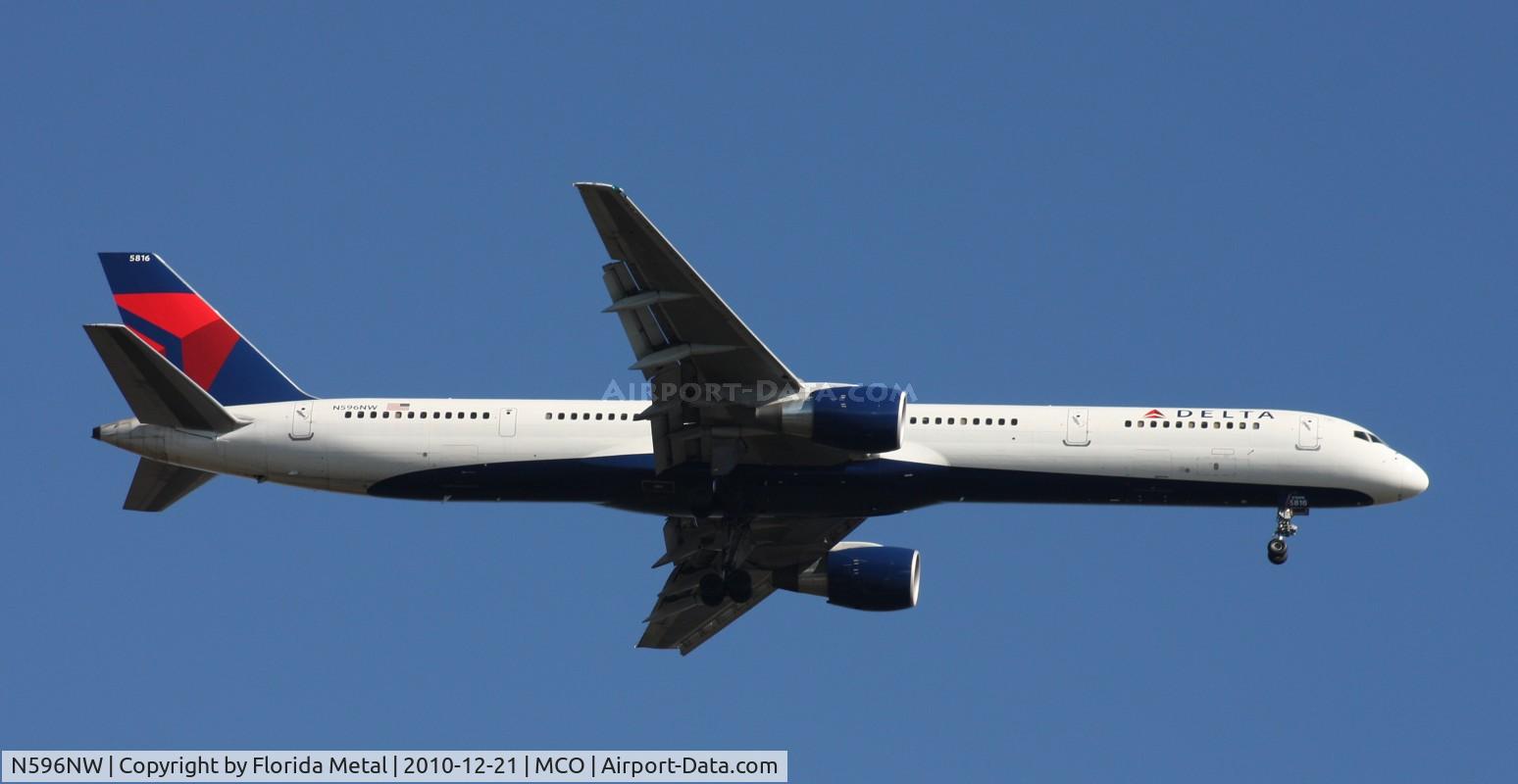 N596NW, 2003 Boeing 757-351 C/N 32996, Delta 757-300