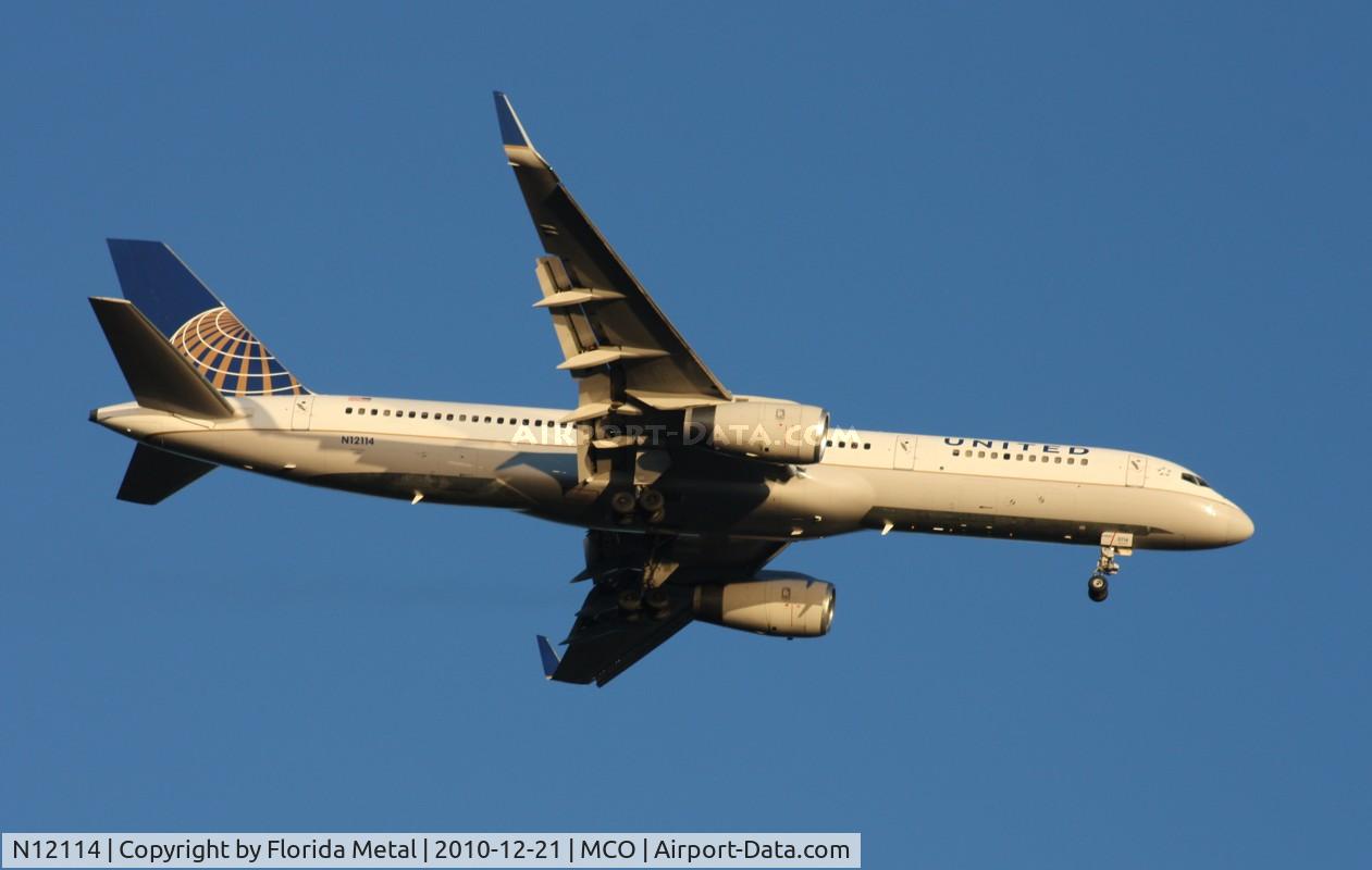 N12114, 1995 Boeing 757-224 C/N 27556, United 757