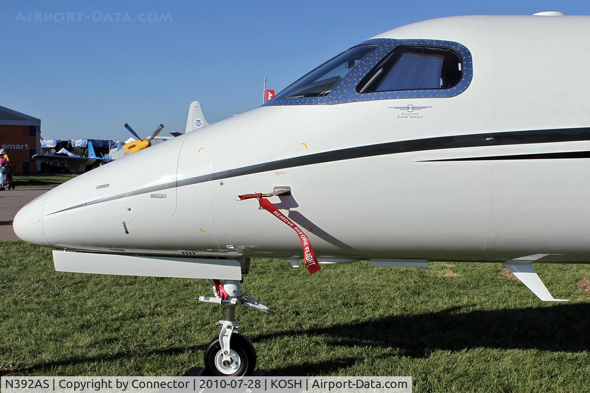 N392AS, 2010 Embraer EMB-505 Phenom 300 C/N 50500009, EAA Airventure 2010.